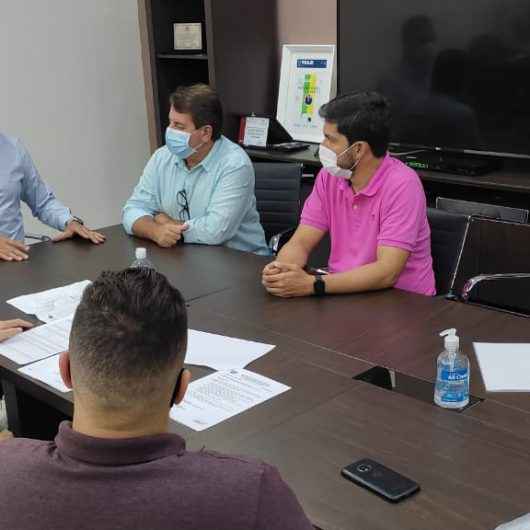 Prefeitura de Caraguatatuba se reúne com DER e obras emergências na orla do Massaguaçu começam em breve