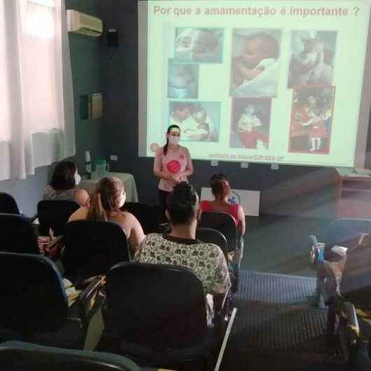 Gestantes de Caraguatatuba participam de palestra sobre amamentação