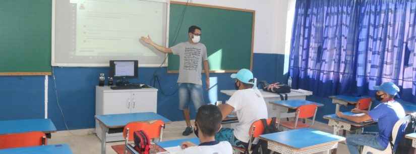 Caraguatatuba iniciou nesta segunda (10), as aulas presenciais na rede municipal ensino