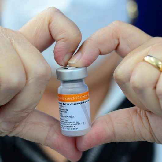 Caraguatatuba já aplicou mais de 35 mil doses de vacina contra Covid-19