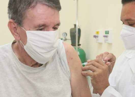 Caraguatatuba tem 50,7% do público alvo vacinado contra gripe; campanha se encerra na próxima semana