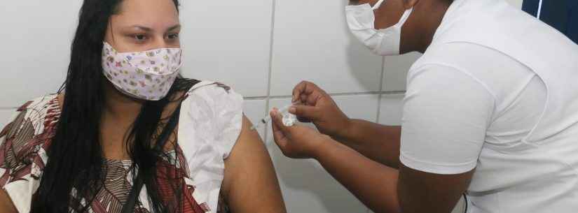 Caraguatatuba vacina jovens com mais de 25 anos a partir de segunda-feira