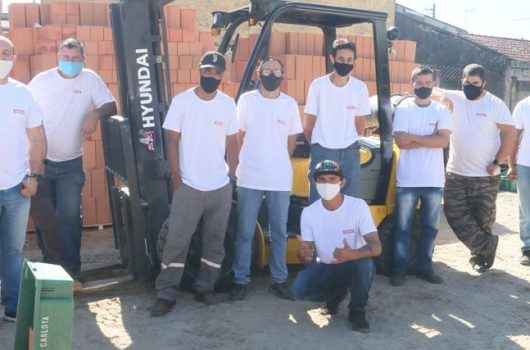 Alunos elogiam curso de Empilhadeira oferecido gratuitamente pelo Fundo Social de Solidariedade de Caraguatatuba e Senai/SJC Alunos elogiam curso de Empilhadeira oferecido gratuitamente pelo Fundo Social de Solidariedade de Caraguatatuba e Senai/SJC