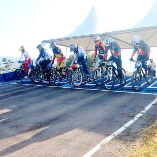 Esporte: Copa BMX reúne mais de 200 competidores de nove estados em Caraguatatuba