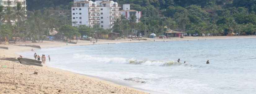 Prefeitura de Caraguatatuba apoia limpeza de praia do Projeto Social Ohana Caraguá