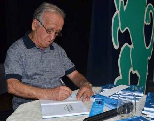 Escritor Justo Arouca lança livro ‘Sabiá Laranjeira’ durante live no mês de julho