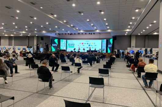 Prefeito visita Expo Retomada e conhece novos protocolos para eventos em Caraguatatuba Prefeito visita Expo Retomada e conhece novos protocolos para eventos em Caraguatatuba