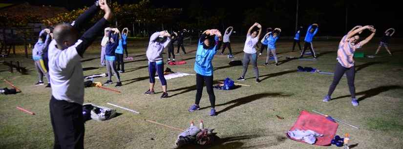 Projeto “Amanhecer Saudável”: Ginástica na orla da praia é opção benéfica em tempos de pandemia Projeto “Amanhecer Saudável”: Ginástica na orla da praia é opção benéfica em tempos de pandemia