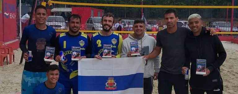 Caraguatatuba domina campeonato de futevôlei em Taubaté