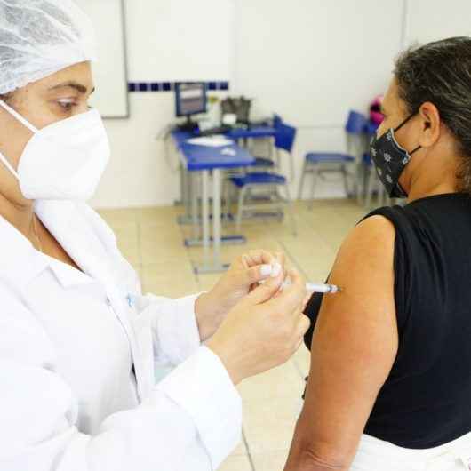 Caraguatatuba vacina na próxima semana jovens e adultos acima dos 25 anos, com cadastro até 31 de julho