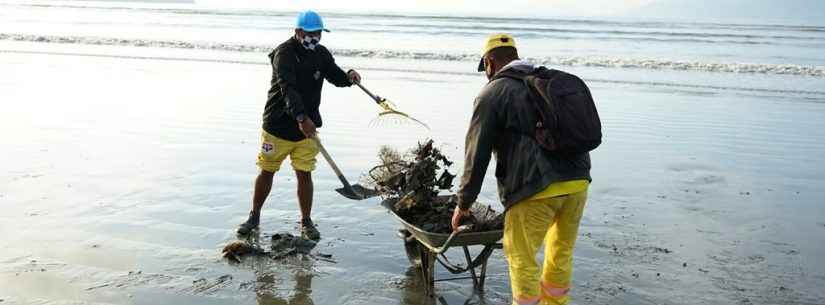 Prefeitura recolhe 18 toneladas de resíduos durante ‘Operação Praia Limpa’