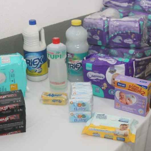 Fundo Social de Caraguatatuba auxilia emergencialmente mais de 900 famílias com kit alimentação em janeiro