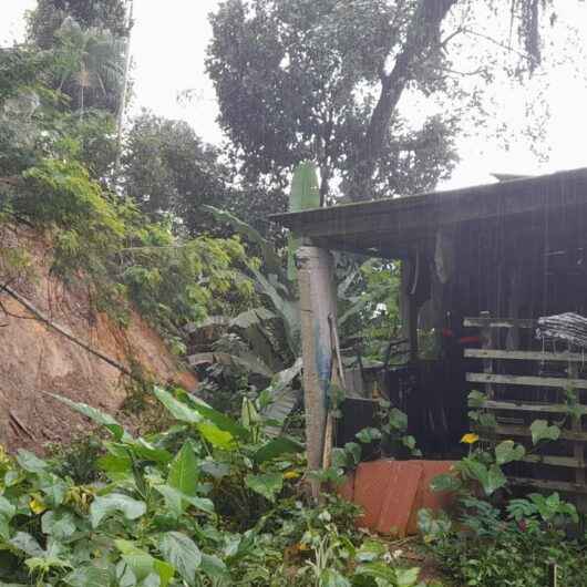 Defesa Civil aponta que acumulado de chuvas em Caraguatatuba ultrapassa os 100 mm em 72 horas; Prefeitura trabalha em diversos pontos da cidade