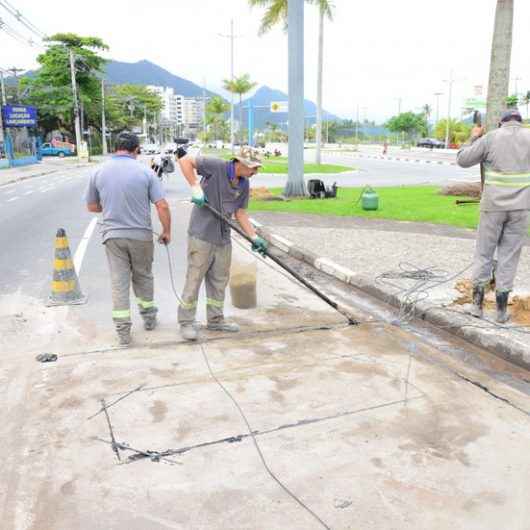 Prefeitura de Caraguatatuba inicia implantação de redutores eletrônicos de velocidade