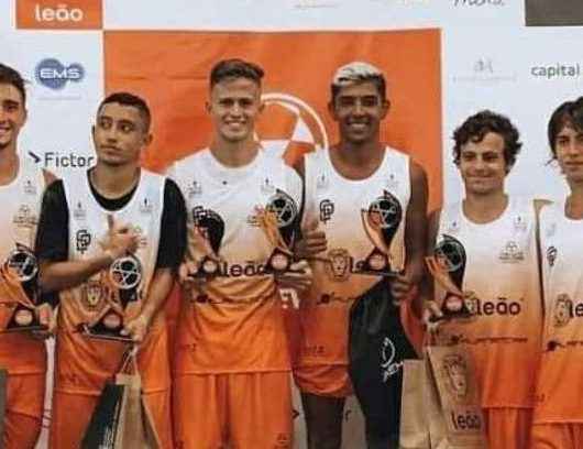 Equipe de Caraguatatuba vence campeonato de Futevôlei em São Paulo