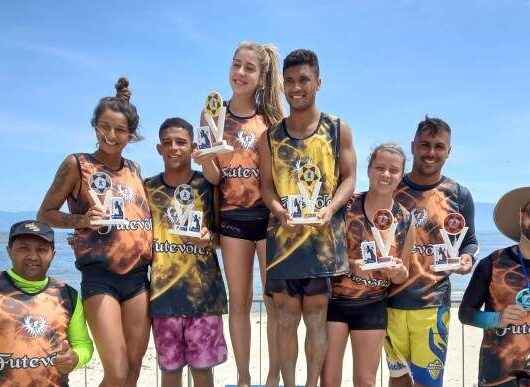 Campeonato ‘Camaroeiro’ de Futevôlei reúne duplas de todo Estado e Caraguá é campeã