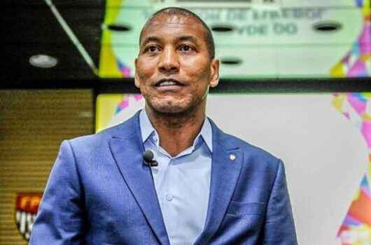 Mauro Silva apresenta palestra ‘Como formar um time campeão’ na abertura do Empreenda Caraguatatuba Mauro Silva apresenta palestra ‘Como formar um time campeão’ na abertura do Empreenda Caraguatatuba