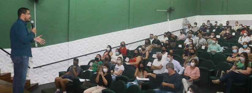 Prefeito de Caraguatatuba participa da reintegração dos funcionários públicos de concurso de 2007 Prefeito de Caraguatatuba participa da reintegração dos funcionários públicos de concurso de 2007