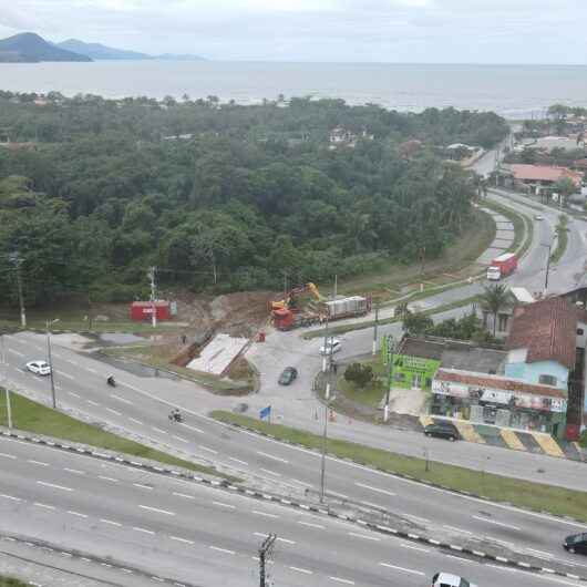 Obras do Canal Extravasor do Pontal Santamarina interditam via da SP-55 nesta segunda-feira