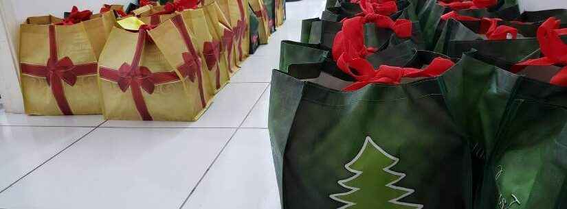 Caraguatatuba entrega mais de 1.800 cestas natalinas por meio das secretarias de Saúde e Social