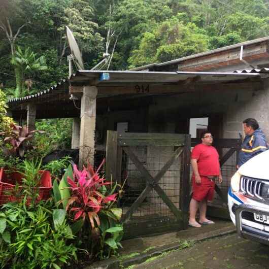 Caraguatatuba registra mais de 140 mm de chuva e entra em estado de atenção