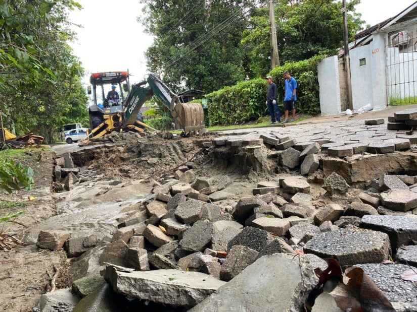 Em 24 horas chove em Caraguatatuba 70% do esperado para o mês de dezembro