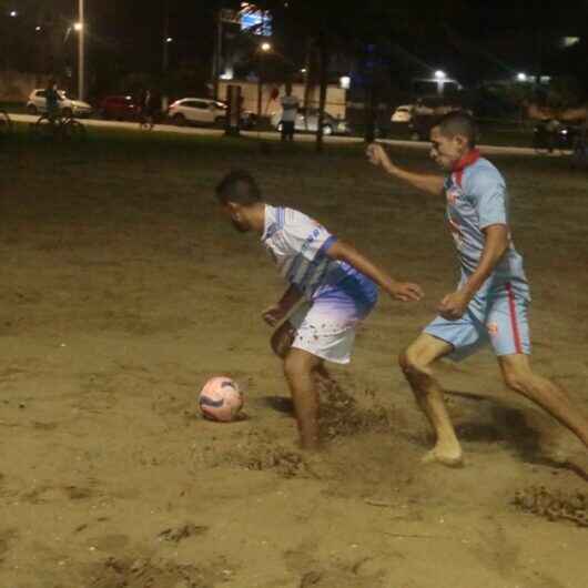 Confrontos definem semifinais do Campeonato Municipal de Beach Soccer