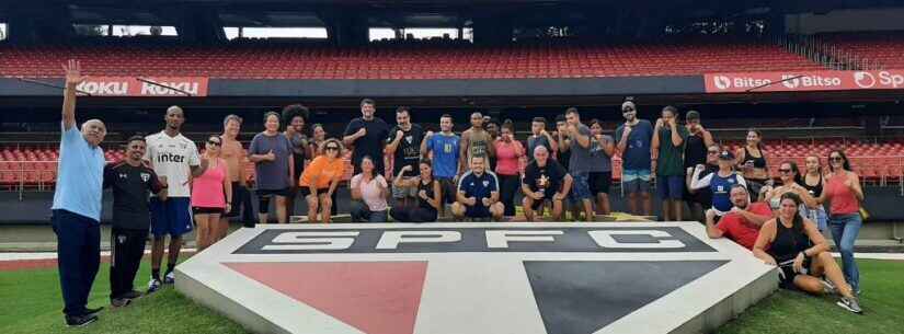 10 atletas de boxe de Caraguatatuba participam de intercâmbio no estádio do São Paulo Futebol Clube