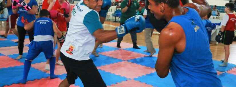 Atletas de Boxe de Caraguatatuba participam de treinamento no Estádio do Morumbi no sábado