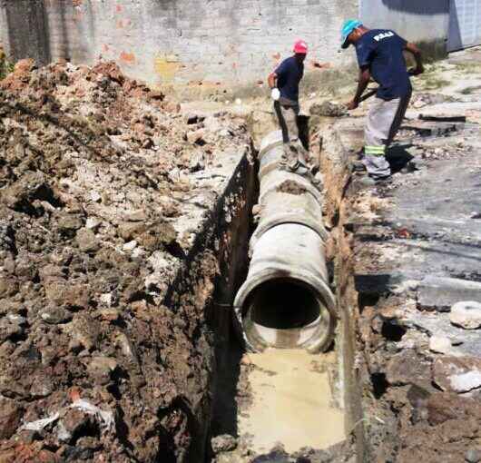 Prefeitura melhora drenagem de águas pluviais no bairro Casa Branca