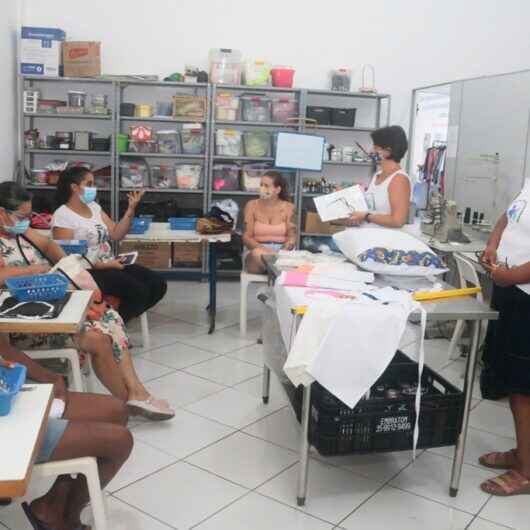 Alunas começam curso de Iniciação à Costura no Fundo Social de Caraguatatuba