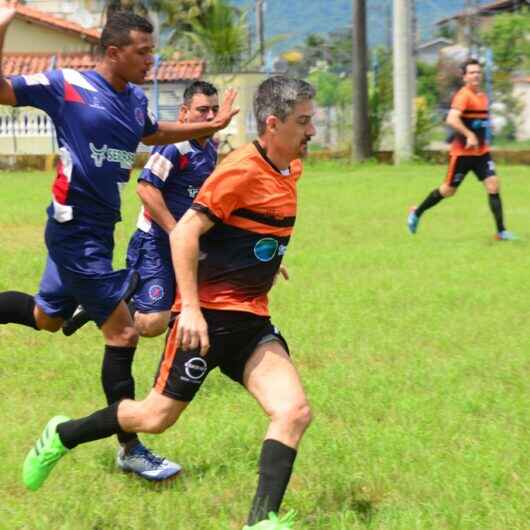 Fase de Grupos do Futebol Master e 3ª Divisão do Amador continuam em Caraguatatuba