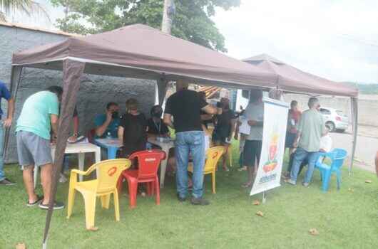Prefeitura de Caraguatatuba realiza nova entrega de guias de emplacamento para ligação de esgoto no Jardim Gaivotas Prefeitura de Caraguatatuba realiza nova entrega de guias de emplacamento para ligação de esgoto no Jardim Gaivotas