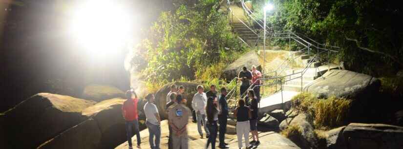 Visitantes e moradores de Caraguatatuba aprovam novas iluminações da Prainha