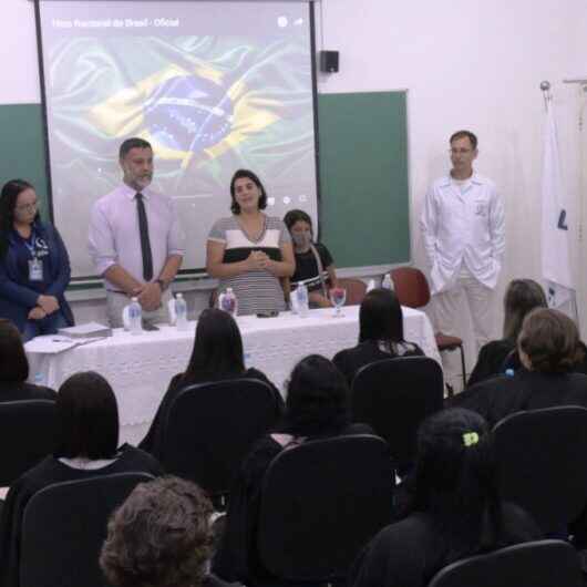 Fundo Social de Caraguatatuba certifica 20 alunos do curso de Cuidador de Idosos