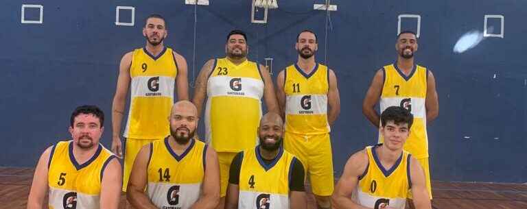 Caraguatatuba encerra fase de grupos de forma invicta na Copa Metropolitano de Basquete