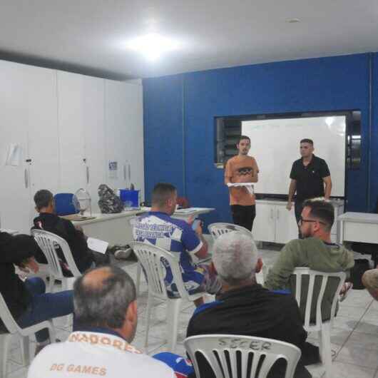 1Sorteios definem grupos do Campeonato de Futebol Master 50 anos de Caraguatatuba