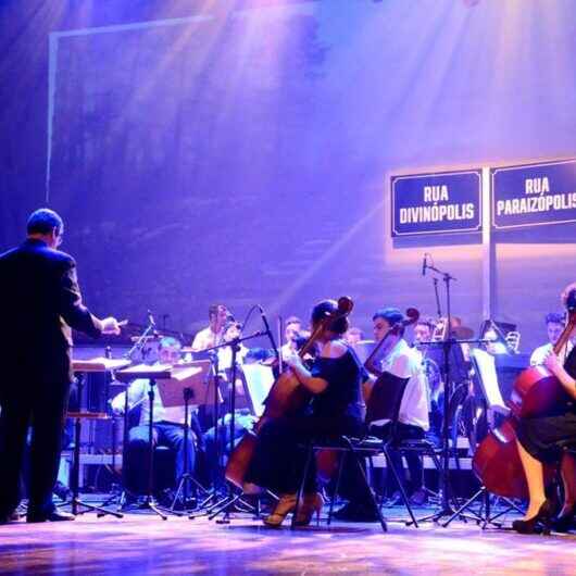 Praça da Cultura recebe espetáculo musical ‘Os Sonhos não Envelhecem’ em comemoração ao Dia das Mães