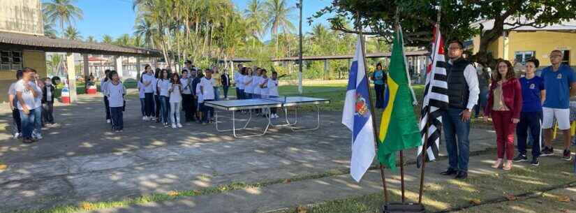 Minecraft contribui para o ensino de geometria em sala de aula – Prefeitura  de Caraguatatuba