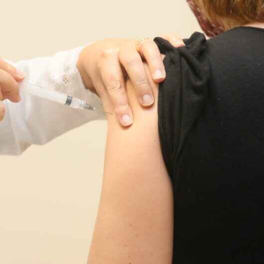 Caraguatatuba inicia imunização contra gripe de gestantes e puérperas