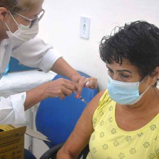 Caraguatatuba tem 35% do público alvo imunizado contra gripe e número está abaixo do esperado