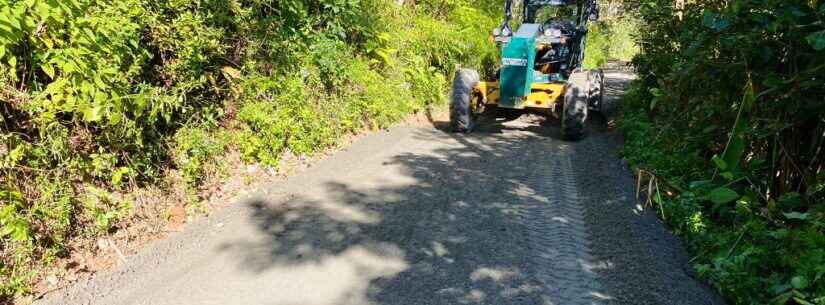 capaEstrada rural Abra de Fora recebe nivelamento mecânico