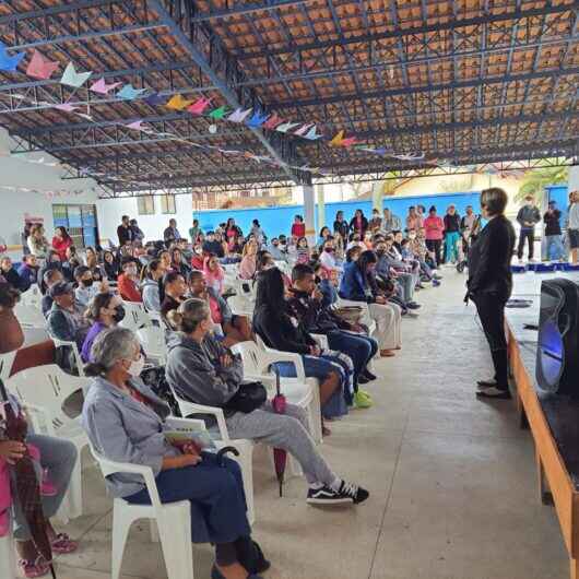 Conselho Tutelar de Caraguatatuba inicia Mutirão de Prevenção ao Abandono Escolar em escola do bairro Massaguaçu