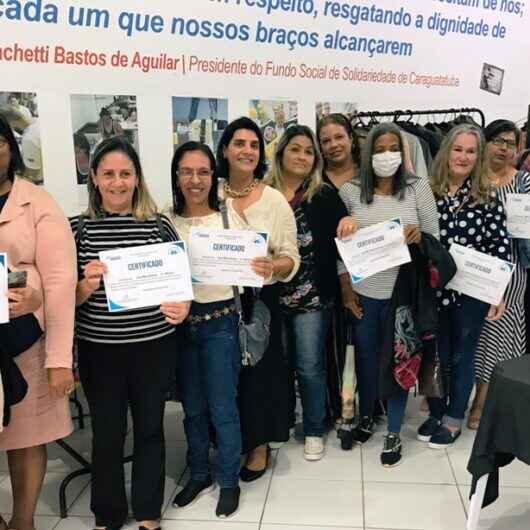 Fundo Social de Caraguatatuba certifica 19 alunas em cursos de Costura e Lingerie