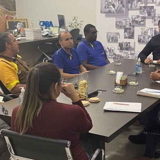 “É uma nova história”, destaca prefeito Aguilar Junior durante reunião com equipe operacional da Expresso Fênix