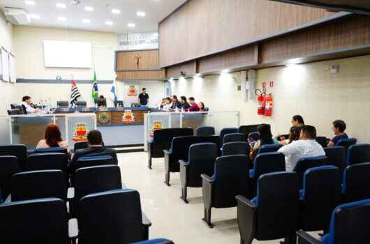 Prefeito sanciona lei da assistência jurídica para pessoas de baixa renda de Caraguatatuba Prefeito sanciona lei da assistência jurídica para pessoas de baixa renda de Caraguatatuba
