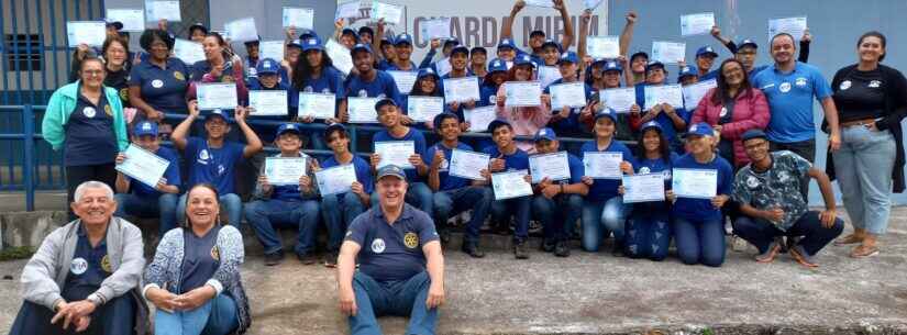 4ª turma da Guarda Mirim participa de Prêmios Rotários de Liderança Juvenil