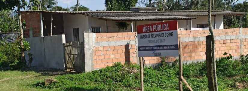 Operações da Prefeitura recuperam áreas públicas invadidas em Caraguatatuba