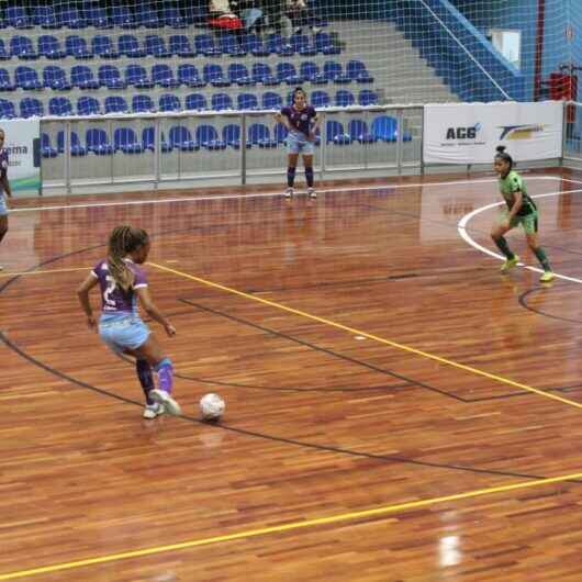 Caraguatatuba estreia no futsal feminino e futebol masculino, nesta semana, nos Jogos Regionais