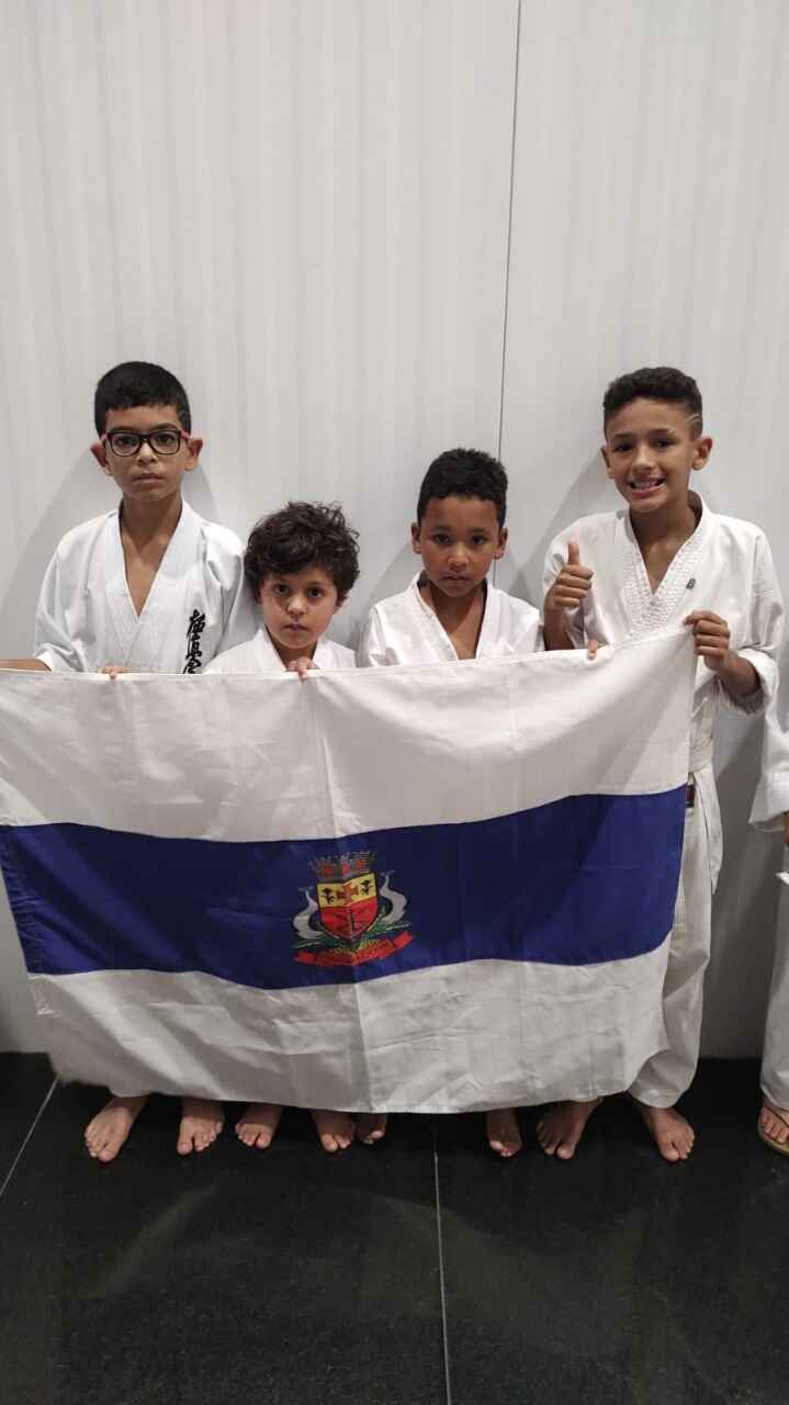Atletas de Caraguatatuba garantem pódios na Copa São Paulo de Karatê Kyokushin
